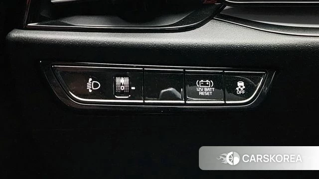 Kia Di Ol Nu Niro 2022 Темно-зеленый из Кореи, фото 4