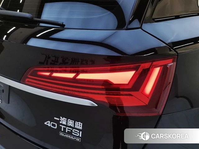 Audi Q5L 2022 Черный из Китая, фото 4