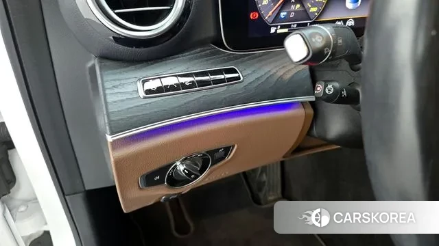 Mercedes-Benz E-Class W213 2020 Белый из Кореи, фото 4