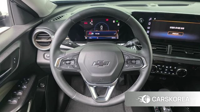 Chevrolet (GM Daewoo) Trax Crossover 2023 Черный из Кореи, фото 4