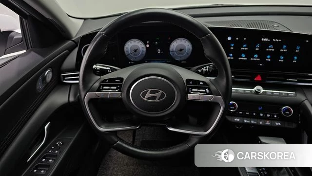 Hyundai The New Avante (CN7) 2023 Белый из Кореи, фото 4