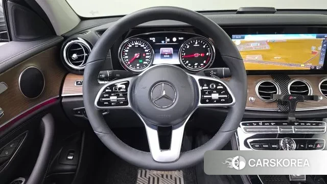 Mercedes-Benz E-Class W213 2019 Серый из Кореи, фото 4