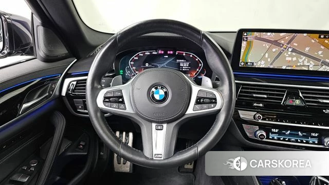 BMW 5 Series (G30) 2021 Черный из Кореи, фото 4