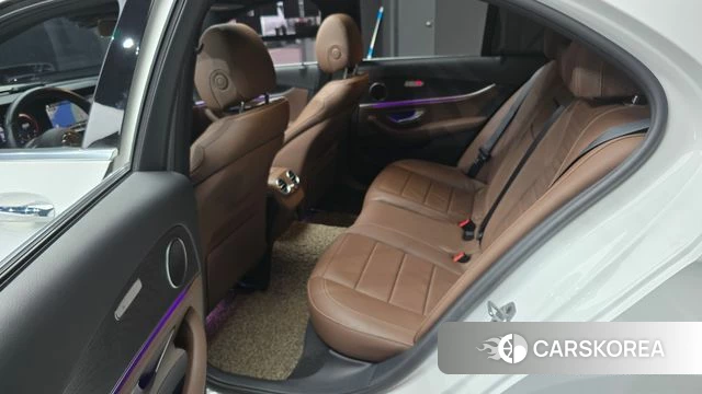 Mercedes-Benz E-Class W213 2021 Белый из Кореи, фото 4