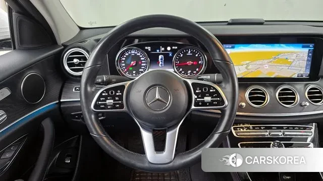 Mercedes-Benz E-Class W213 2019 Белый из Кореи, фото 4