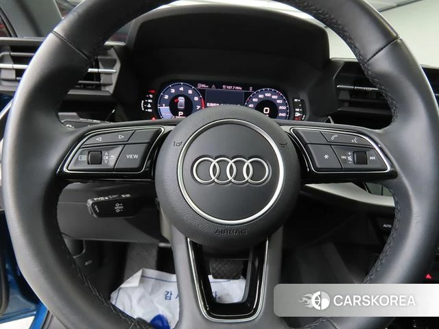 Audi A3 (8Y) 2023 Синий из Кореи, фото 4