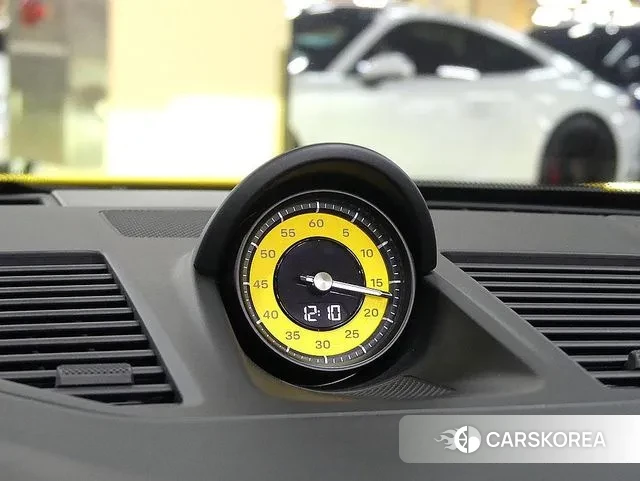 Porsche 911(992) 2020 Желтый из Кореи, фото 4