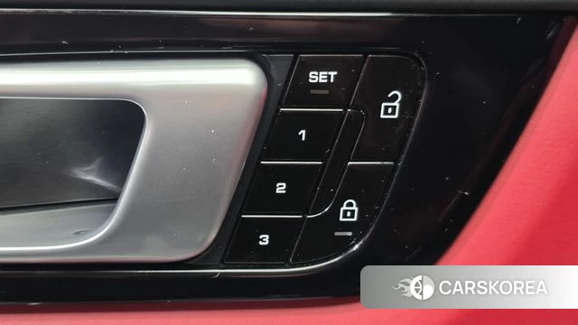Porsche Cayenne (PO536) 2020 Черный из Кореи, фото 4
