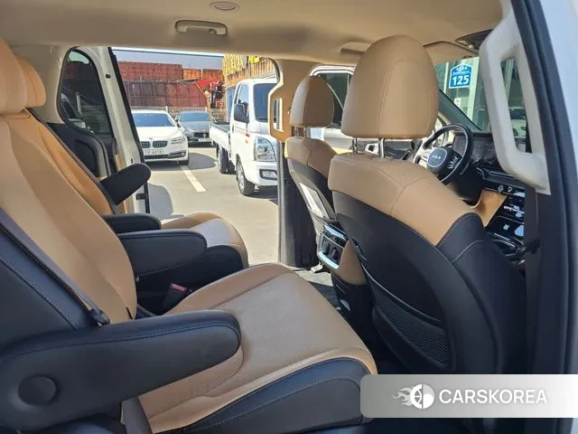 Kia Carnival 4th generation 2022 Жемчужный цвет из Кореи, фото 4