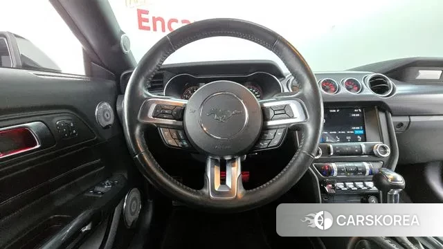 Ford Mustang 2019 Черный из Кореи, фото 4