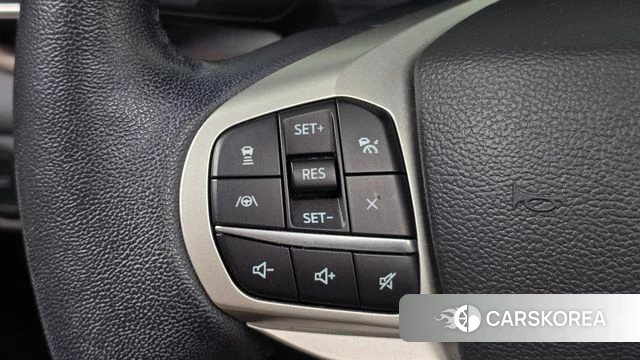 Ford Explorer 6th Generation 2021 Белый из Кореи, фото 4