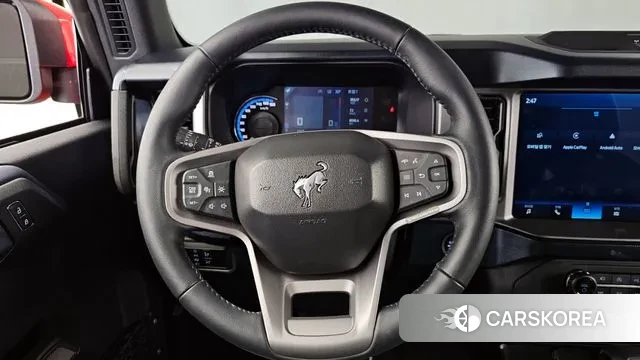 Ford Bronco 6th Generation 2023 Красный из Кореи, фото 4