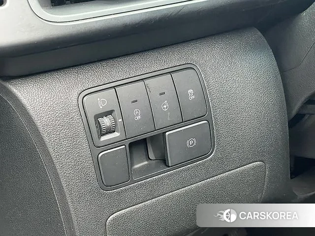 Hyundai Staria 2023 Серый из Кореи, фото 4