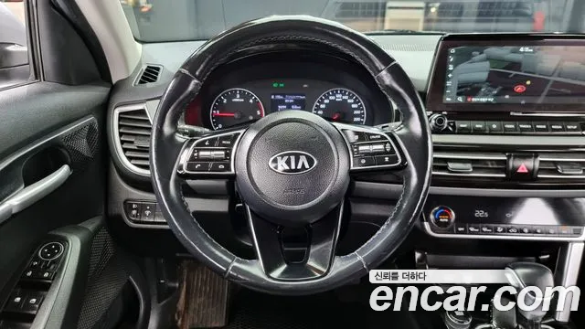 Kia Seltos 2021 Серый из Кореи, фото 4