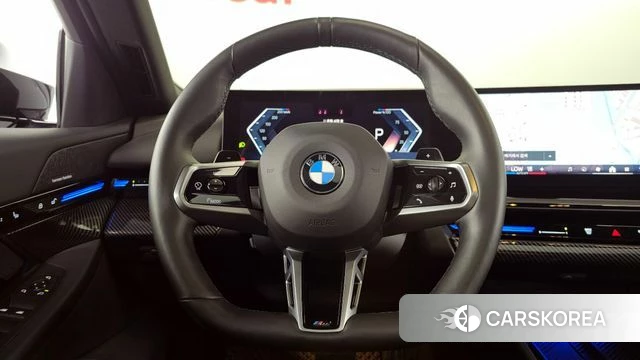 BMW 5 Series (G60) 2024 Черный из Кореи, фото 4