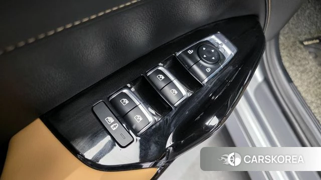 Kia K5 3rd generation 2022 Серебристо-серый из Кореи, фото 4