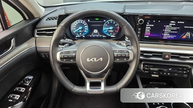 Kia K5 3rd generation 2023 Белый из Кореи, фото 4