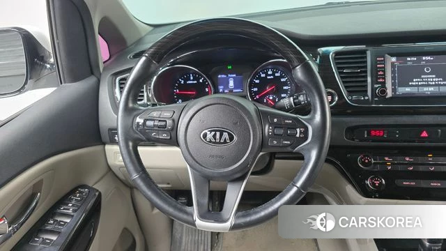 Kia The New Carnival 2018 Белый из Кореи, фото 4
