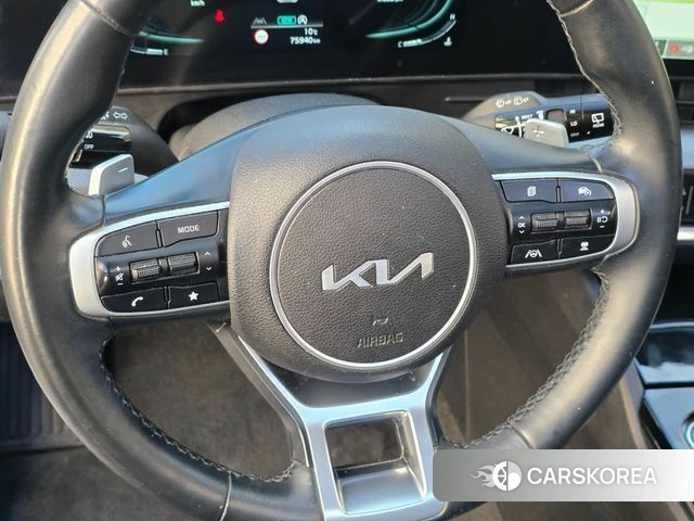 Kia Sportage 5th Generation 2023 Белый из Кореи, фото 4