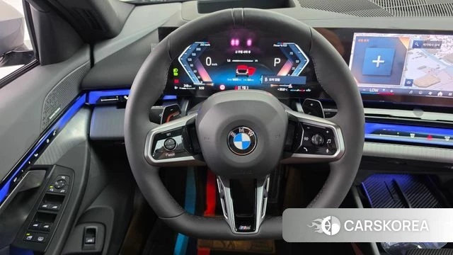 BMW 5 Series (G60) 2025 Серый из Кореи, фото 4