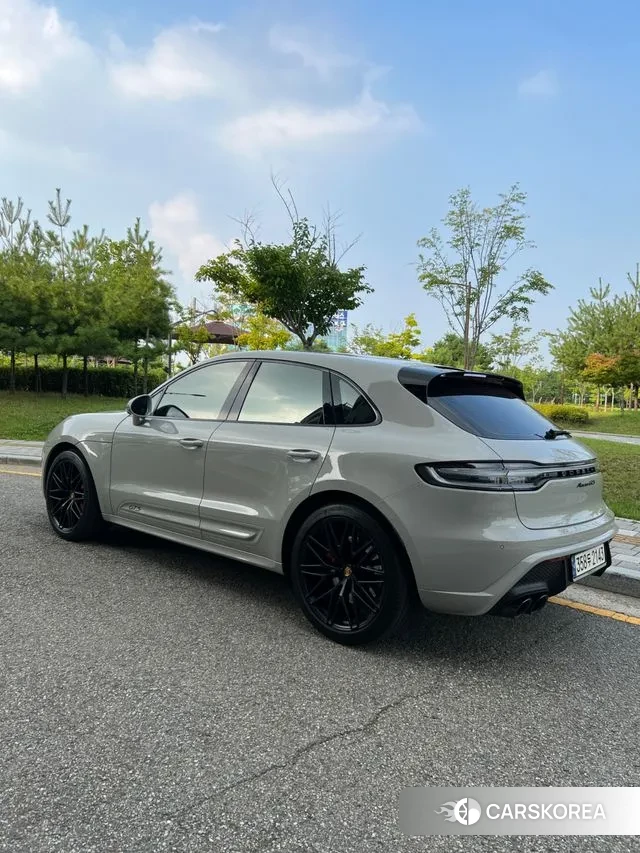 Porsche Macan 2023 Серебристо-серый из Кореи, фото 4