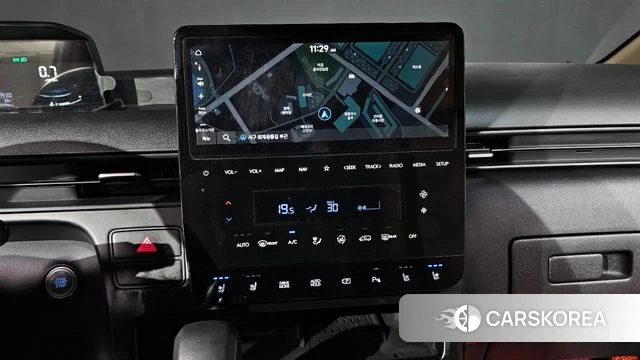 Hyundai Staria 2023 Белый из Кореи, фото 4