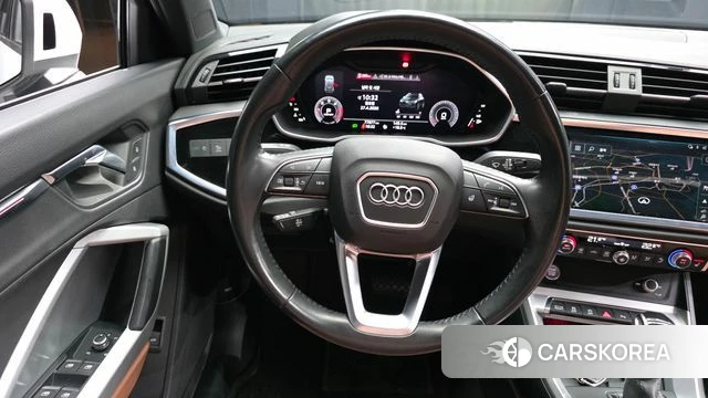 Audi Q3 (F3) 2020 Белый из Кореи, фото 4