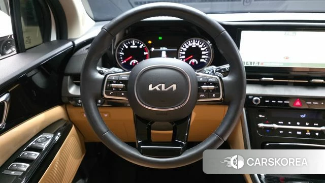 Kia Carnival 4th generation 2023 Белый из Кореи, фото 4