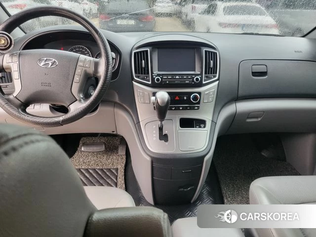 Hyundai The New Grand Starex 2019 Серебристо-серый из Кореи, фото 4