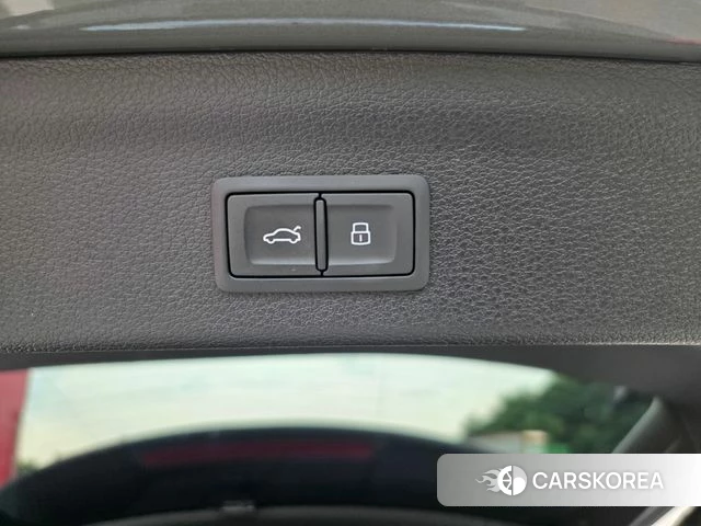 Audi Q3 (F3) 2020 Серый из Кореи, фото 4