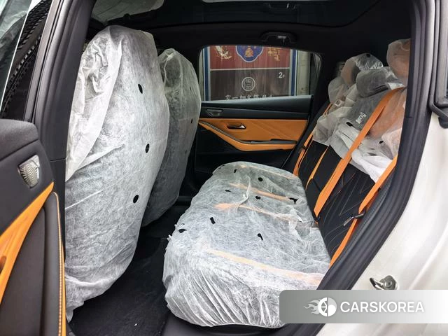 Dark blue car Dark blue SL03 2026 Белый из Китая, фото 4