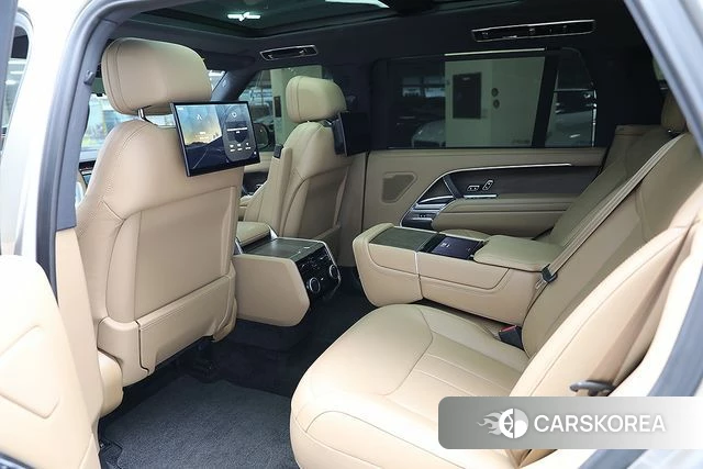 Land Rover Range Rover 5th Generation 2023 Песочный из Кореи, фото 4