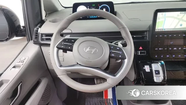 Hyundai Staria 2025 Черный из Кореи, фото 4