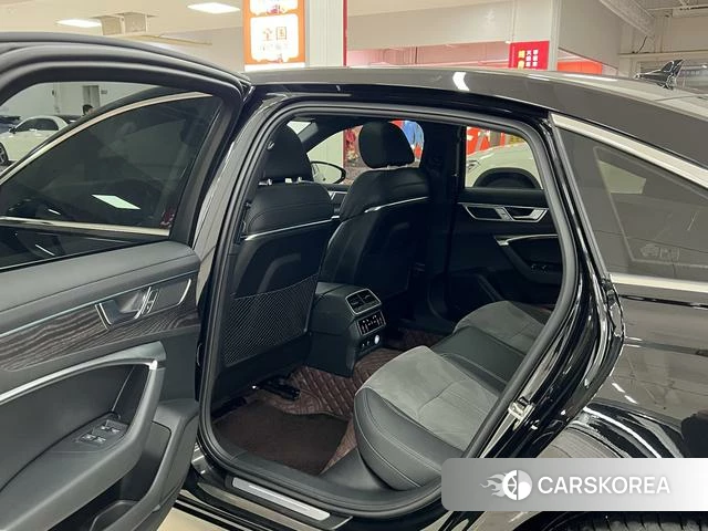 Audi A6L 2024 Черный из Китая, фото 4