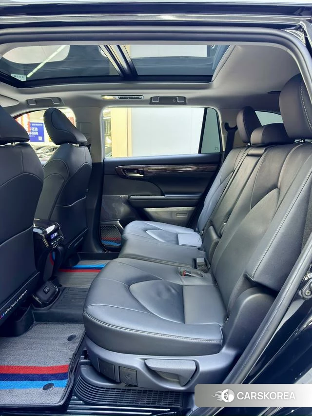 Toyota Highlander 2024 Черный из Китая, фото 4