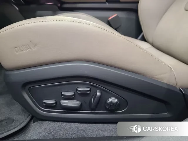 Porsche Taycan 2024 Цвет тростника из Кореи, фото 4