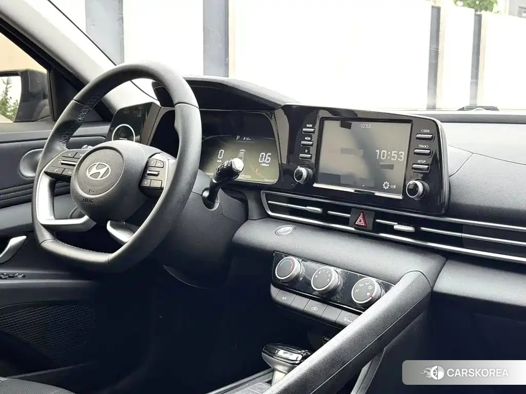 Hyundai Elantra 2023 Silver/gray из Китая, фото 4