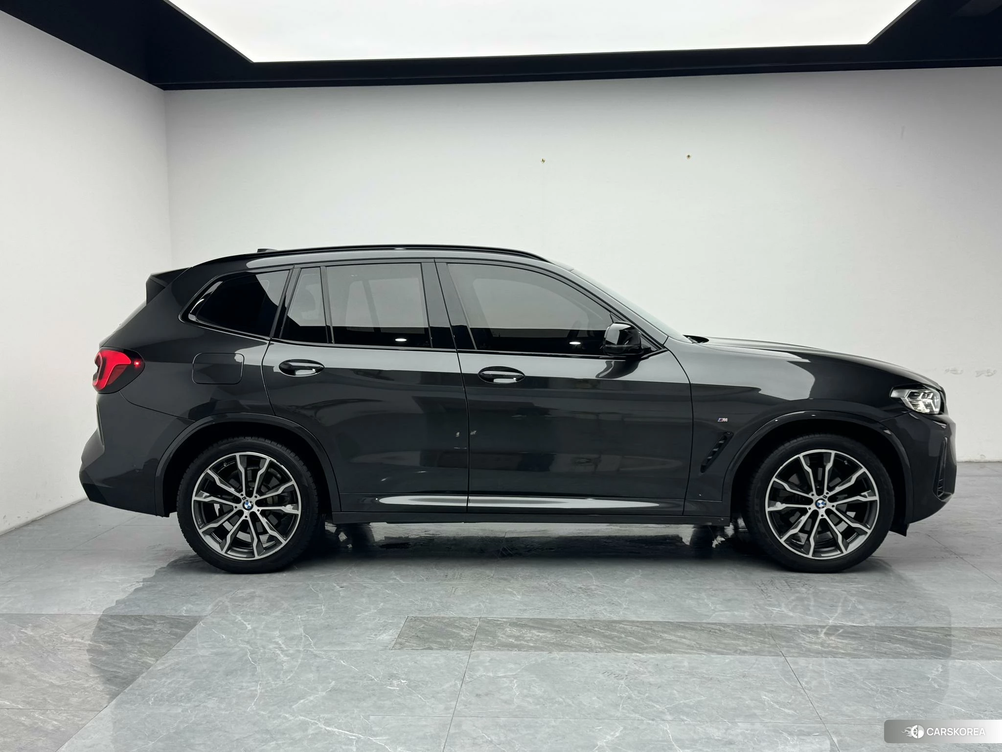 BMW X3 2021 Темно-серый из Китая, фото 4