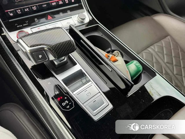 Audi S8 (D5) 2021 Черный из Кореи, фото 4