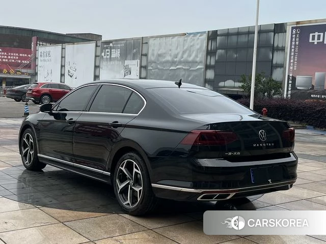 Volkswagen Magotan 2025 Черный из Китая, фото 4