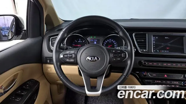 Kia The New Carnival 2018 Белый из Кореи, фото 4