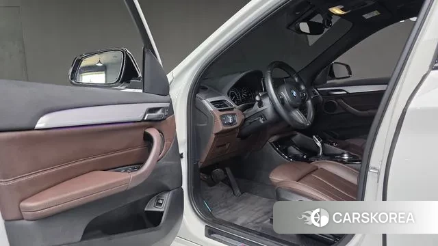 BMW X1 (F48) 2021 Белый из Кореи, фото 4