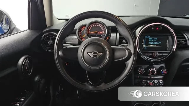 Mini Cooper 2018 Синий из Кореи, фото 4