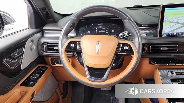 Lincoln Aviator 2nd generation 2021 Белый из Кореи, фото 4