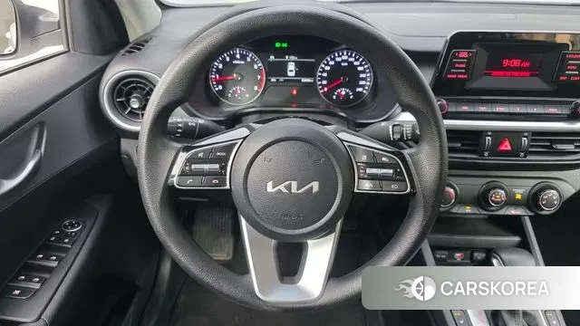 Kia The New K3 2nd generation 2022 Белый из Кореи, фото 4