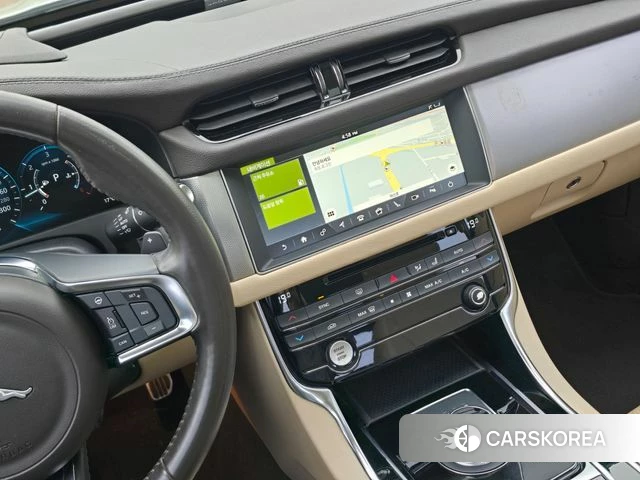 Jaguar XF (X260) 2019 Белый из Кореи, фото 4