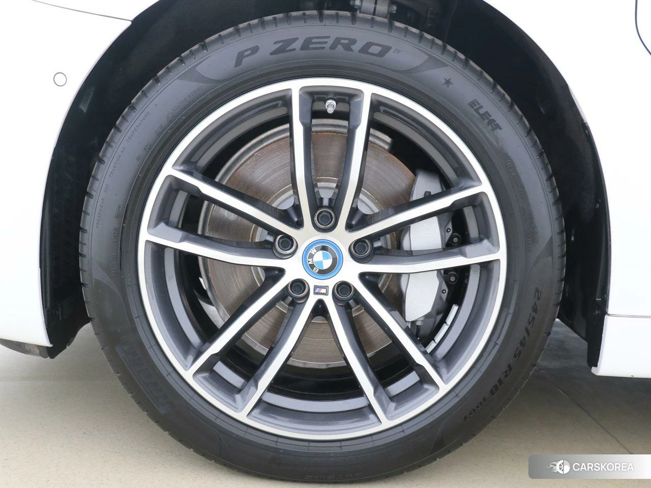 BMW 5 series PHEV 2021 Белый из Китая, фото 4