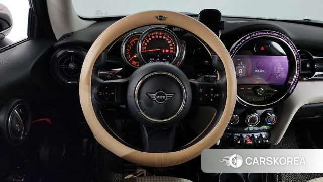 Mini Cooper 2021 Песочный из Кореи, фото 4