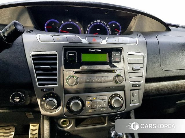 Ssangyong Korando Turismo 2018 Синий из Кореи, фото 4
