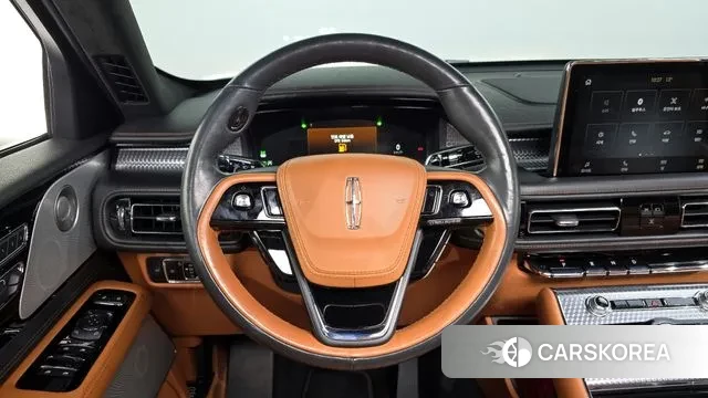 Lincoln Aviator 2nd generation 2021 Черный из Кореи, фото 4